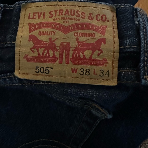 Levi's Men's 505 Jeans Dark Wash Denim Size 38x34 - Picture 8 of 9